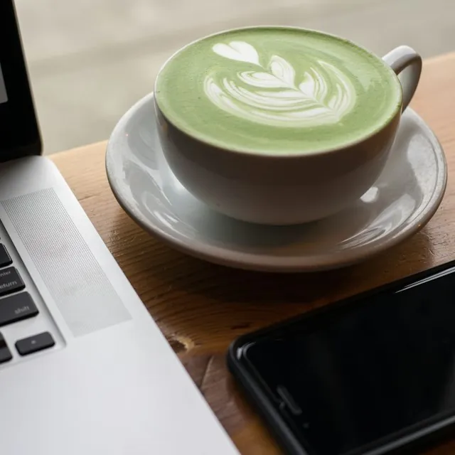 Cómo preparar un matcha perfecto en casa · Nourette